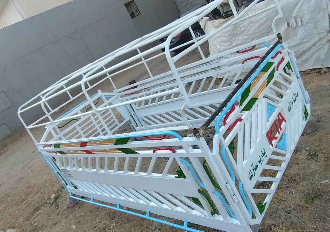 محجل مع هنكلاين كيا حمل حجم 4000 للبيع
معمل جلال حداد
مكان دهوك _ سميل 
للتفاصيل و السعر  اتصل ‏‪***********‬‏

