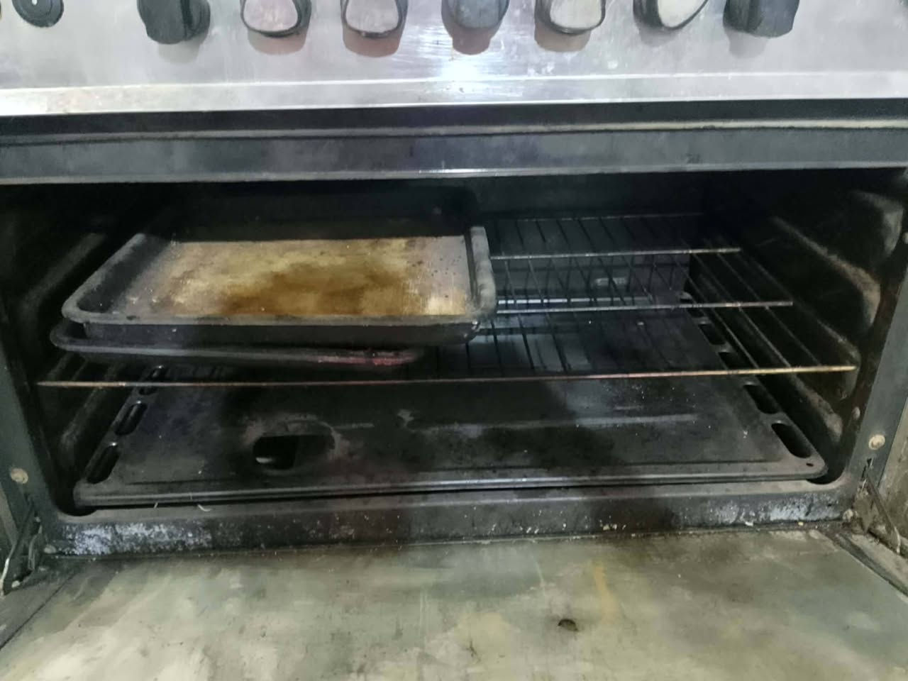 للبيع طباخ  نضيف شغال عل فحص ضرر بس عين قاعدة جوة مكسورة رايدة 75 وبي مجال حق الجيه عنواني كوفة سايدين ميثم بيع مستعجل


**إذا كنت صاحب هذا الإعلان وتريد حذفه لأي سبب، رجاءا أرسل رسالة إلى الدعم الفني**
