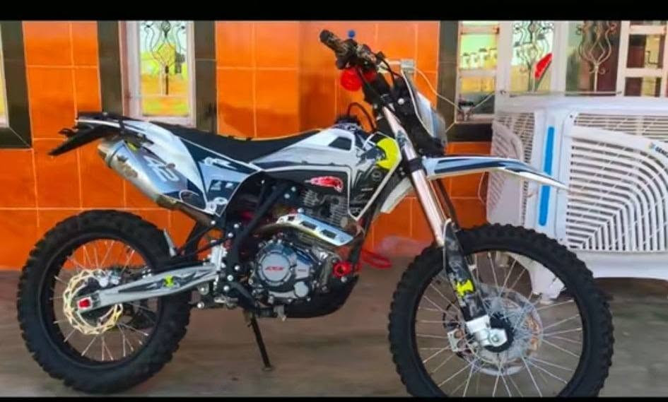 عمي الحلال الجديد للبيع  

CRX 350 Cc 2025
طياره ارضيه ✈

محرك شرط ما مفتوح 
 مكاني كياره
سعرو مليون 400

بي مجال حك جيتك
  تواصل خاص ودلل


**إذا كنت صاحب هذا الإعلان وتريد حذفه لأي سبب، رجاءا أرسل رسالة إلى الدعم الفني**