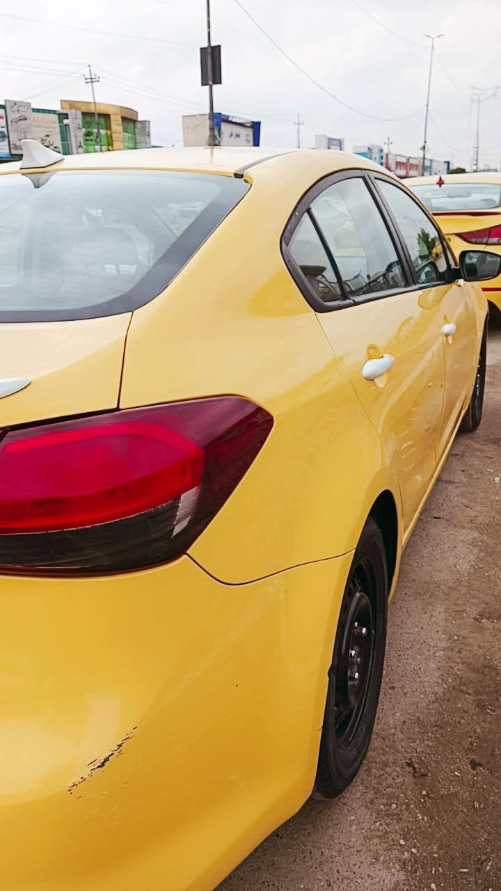 سلام عليكم كية فورتي موديل 2018 سياره وارد امريكي چاملق مكينة 2000تخم تاير.. تبريد شغاال..صدر جديد
سعره110
رقم الهاتف ***********
