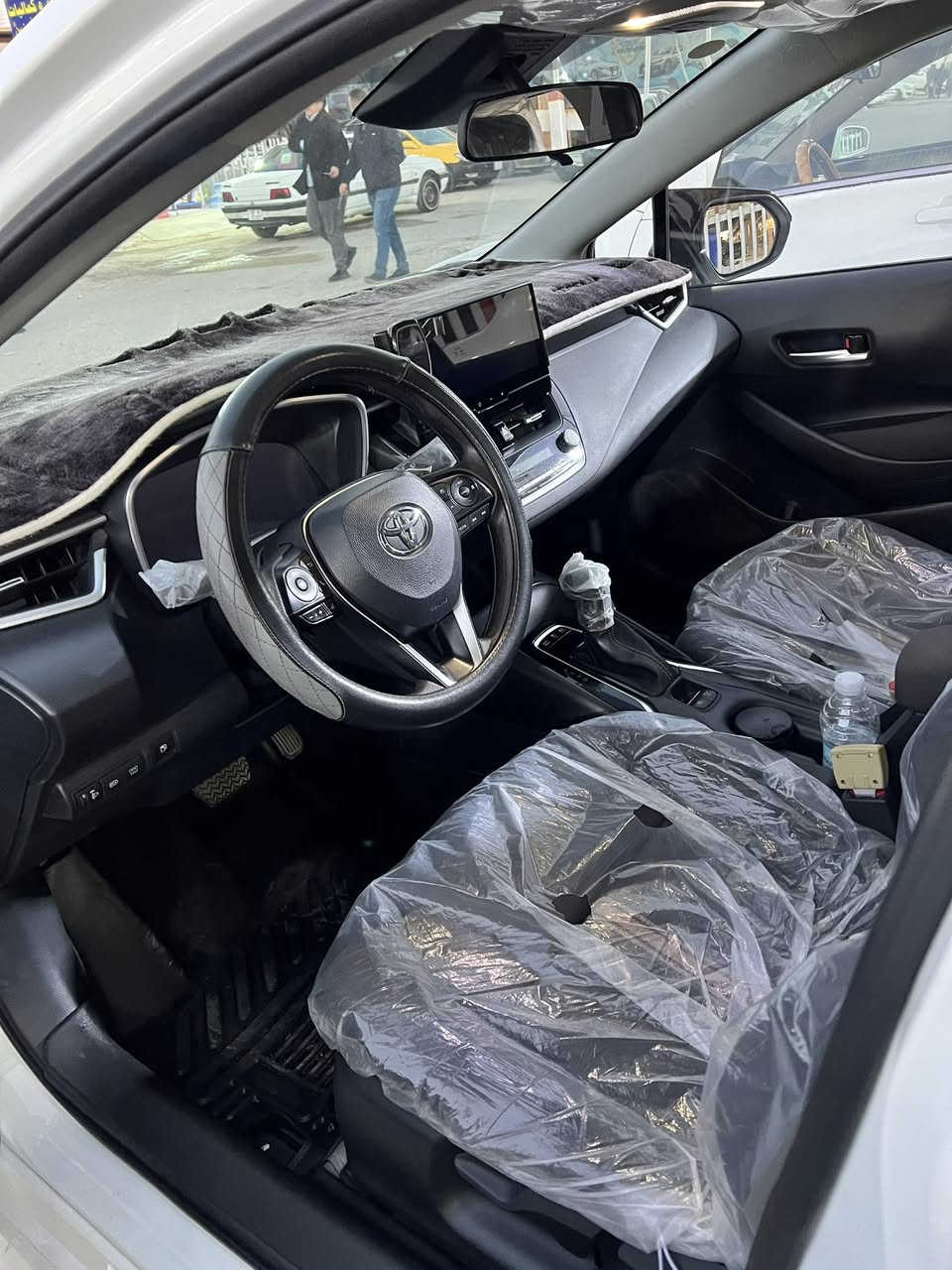 🧿السلام عليكم للبيع تيوتا كورلا 2024 فول مواصفات🧿
🌍 السيارة شكل امريكي محرك هايبرد🌎

 🚧رقم اربيل  مكفولة   🚧

             ⚠️ماشية 22الف  

      السعر المطلوب157 ورقة وبيها مجال بسيط 

🔴🟠🔴🟠🔴🟠🟠🟠🟠🔴🟠🔴🟠🔴🟠

               🌐🌐مواصفات السيارة 🌐🌐

1.بصمة

2.شاشة كبيرة

3.فتحة سقف 

4.ويل كب 

6.اشاير بالمري

7.كروز سرعة

8.تحكم ستيرن

9.حساس ضغط الاطارات

10.لايت زنون

11.بك لايت لد

12.نضام ترحيب

13.محرك 1800

14.Aux

15.Bluetooth

16.Usb

17.Gbs

19.رادار

20.قطعتين تبريد

21.درايف مود ثلاث وضعيات للقيادة

(Eco-Sport-Contort)

22.بصمة ابواب

23.كامرة دوارة

للاستفسار اكثر الاتصال على الارقام أدناه⬇️

***********📞
