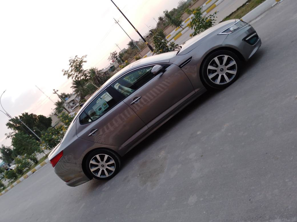 السلام عليكم للبيع كيا اوبتيما وارد امريكي 2012فول مواصفات واحد على واحد تبديل بنيد فقط مكينه 2000تيربو تحويل مباشربي مكان سياره جاهزه تبريدتدفه حداديه تخم تاير مكينه وگير شرط سياره جاهزه مآل جناي شاهد الله السعر 107مكاني ناصرية مركز للاستفسار *********** ناصرية, ذي قار
