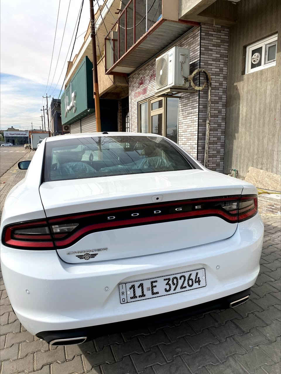 سلام عليكم للبيع جارجر SXT
موديل 2023 الإصدار الاخير مكفوله كفاله عامه السياره بأسمي رقم بغداد ماشيه ٤٨ كيلو وكاله هارلم مكان السياره نجف ***********
