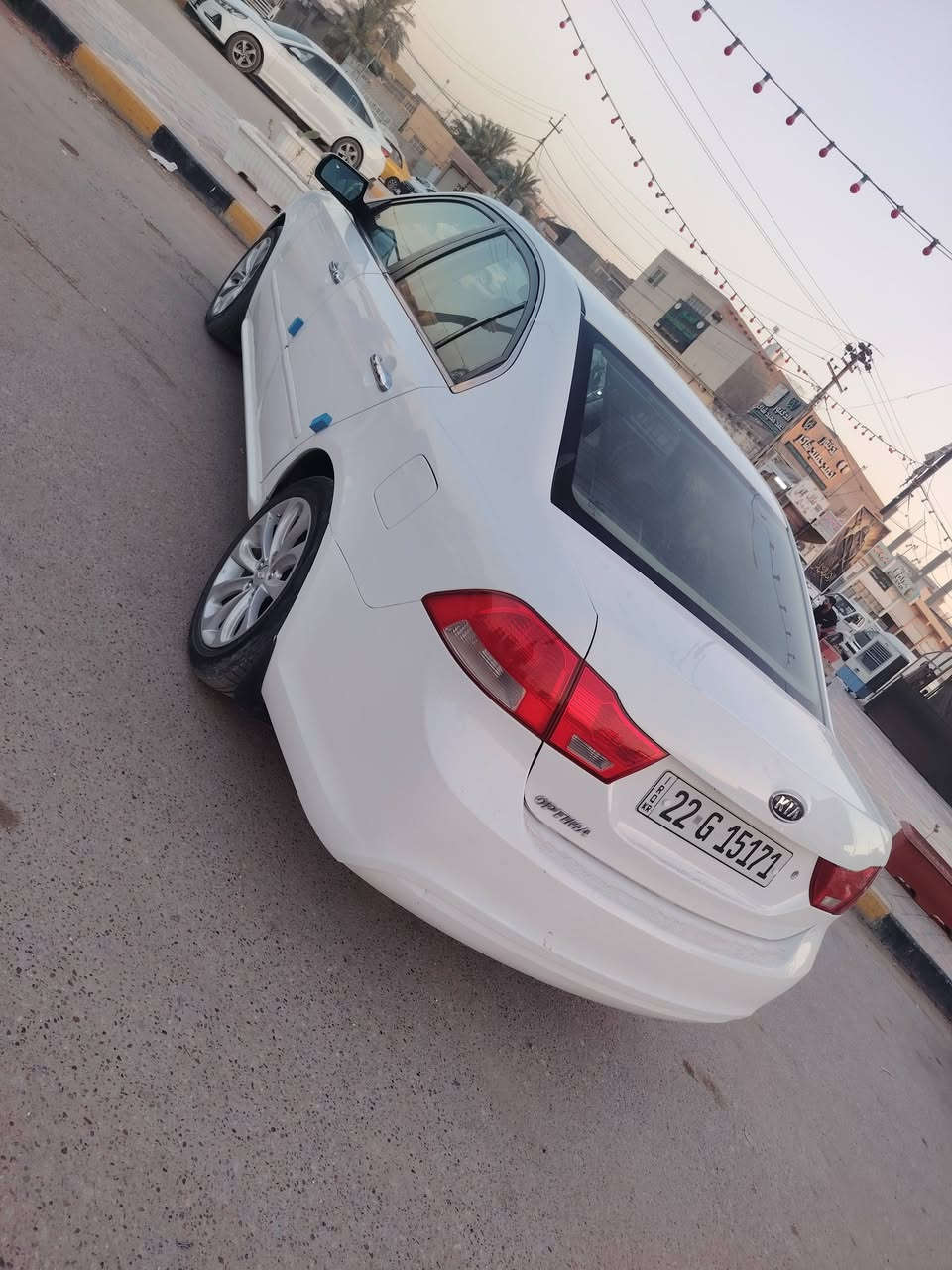 السلام عليكم

اوبتيما موديل ١٠

خليجي مكينه ٢٠٠٠ دوووش

سياره جاهزه من كل شي

بيع او مراوس

عنواني نجف ***********
