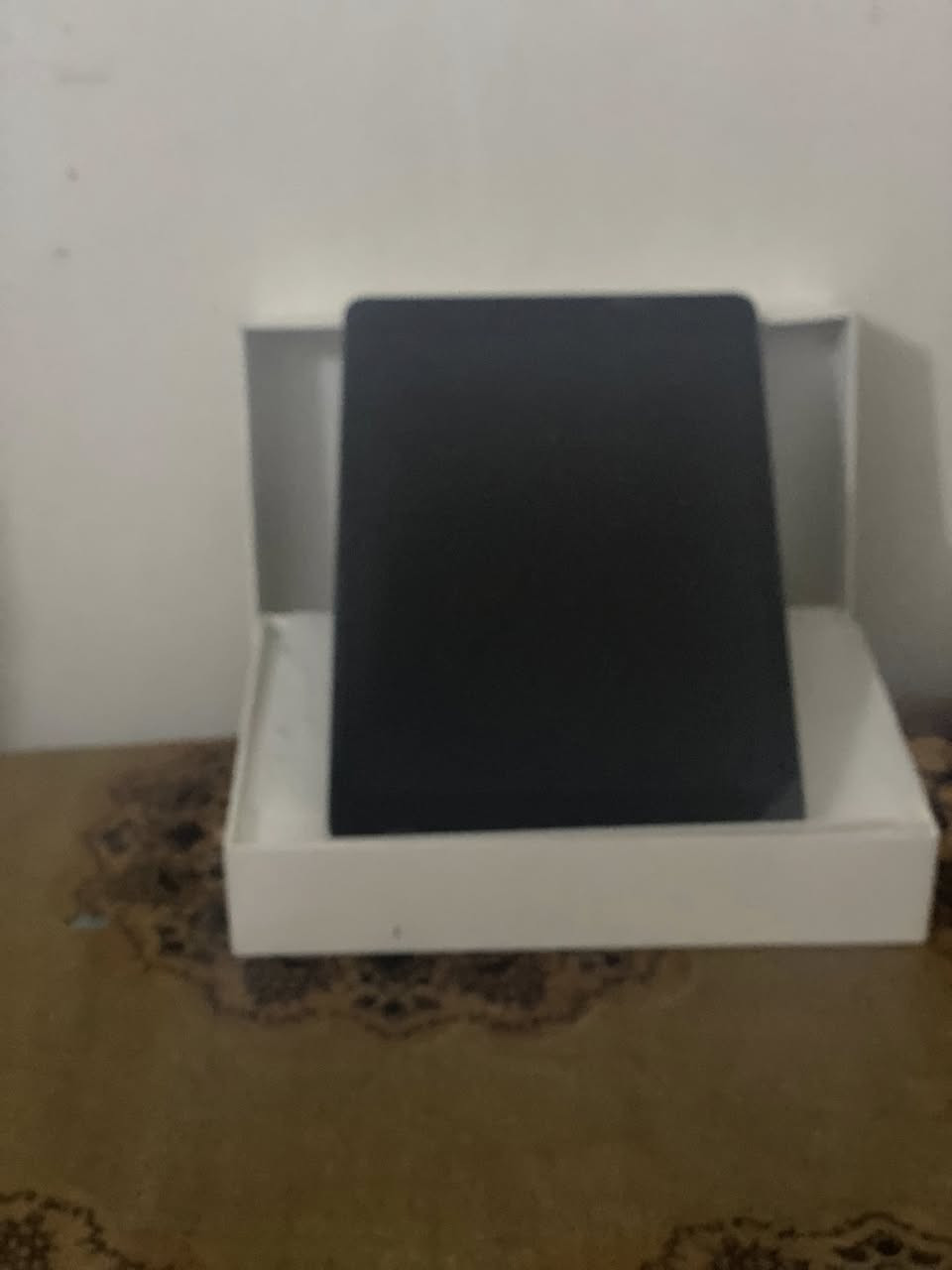 سلام عليكم المنشور بس لليدور نضيف ايباد تسعه ذ٢٥٦ ايباد جديد استعمال دراسه البطاريه تقره ٩٧ مكان زعفرانيه رقم ***********سعر ٣٢٥ بي مجال شي قليل كلش لان اني مأخذه ٣٩٠
