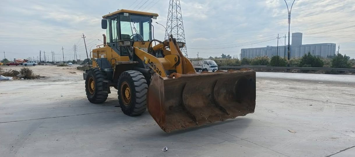 السلام عليكم شفل صيني للبيع اتواصل على رقم ***********
