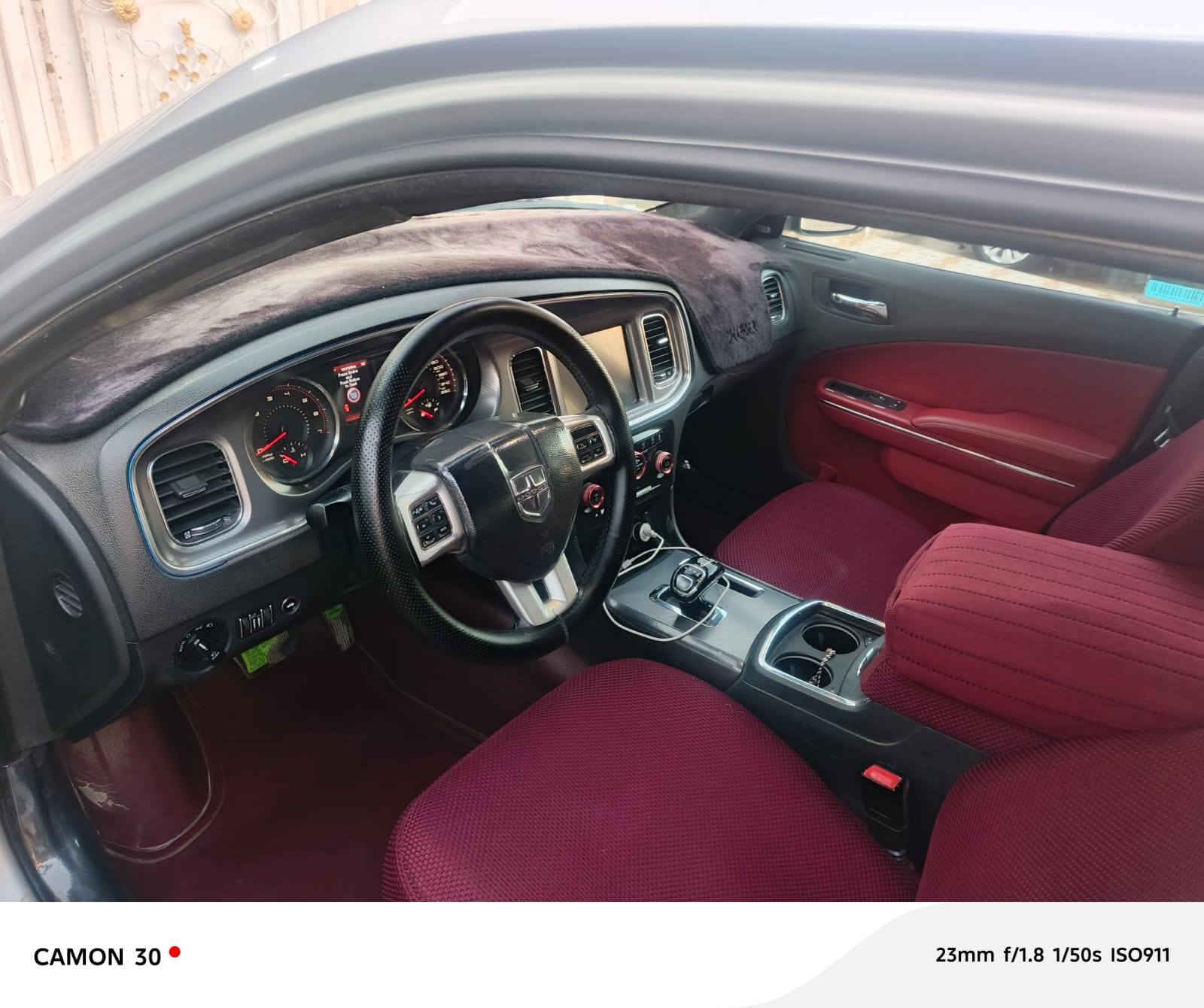 اسلام عليكم دوج جارجر 2012 خليجي سيارة فول مواصفات كشنات لونين  كشنات تدفئه كلاصات تدفئه تبريد عداد 260كير طيارة فتحه ويل 18كروم شاشه جبيرة السياره بيع او مراوس كامري حديث كورله حديث  استفسار او اتصال ***********
