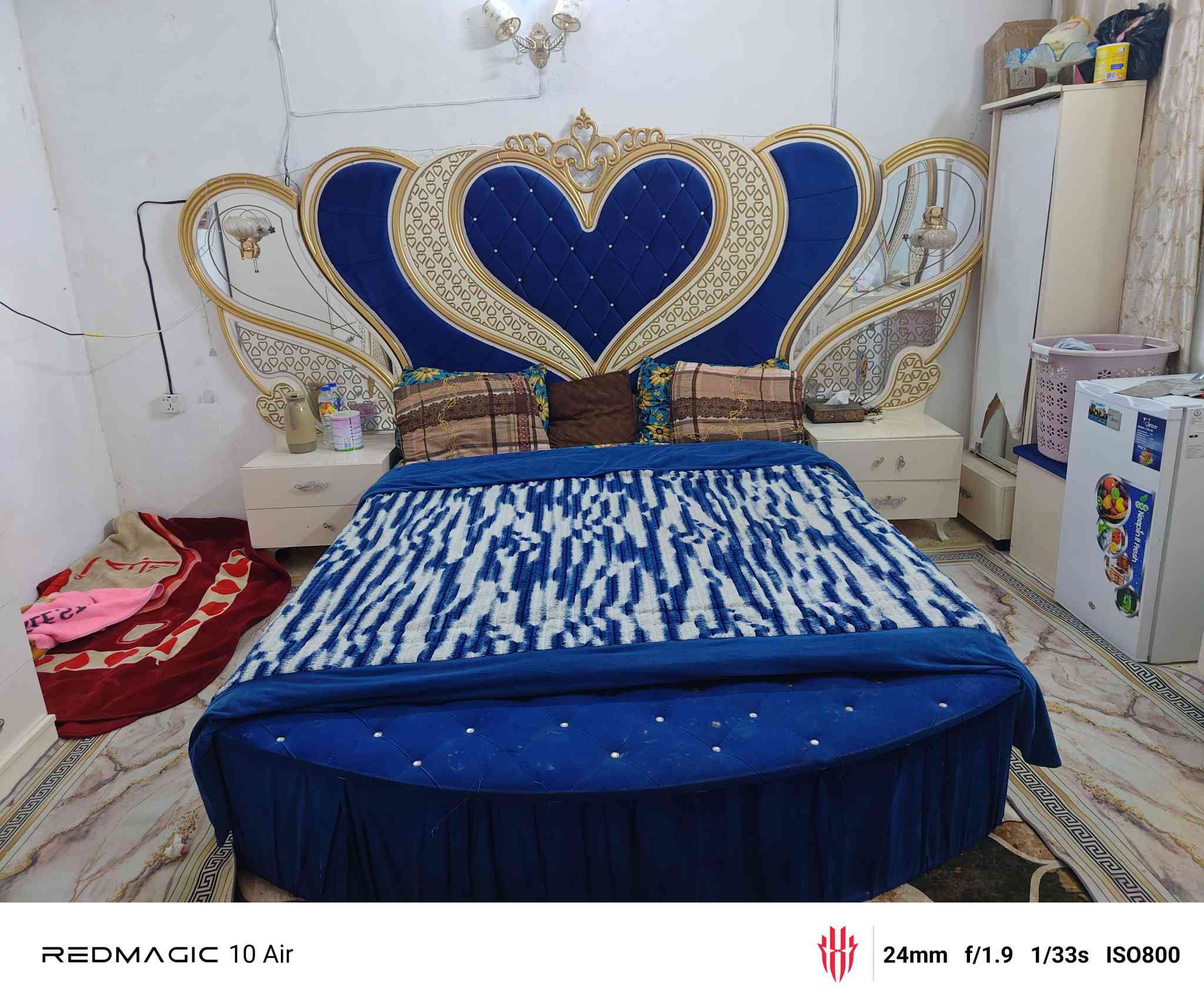 السلام عليكم غرفه تركيه 9قطع مستعمله سعره 600 اوبيه مجال صارله 3سنوات عرفه نضيفه نضافته 90%100 الاضرار البيه اثنين سجج مال جراره واثنين يدات يكلفن 20الف عنواني بغداد مدينة الصدر رقمي***********
