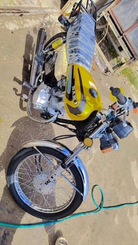 موتوسيكل • موديل 25 • ما بيه نقص