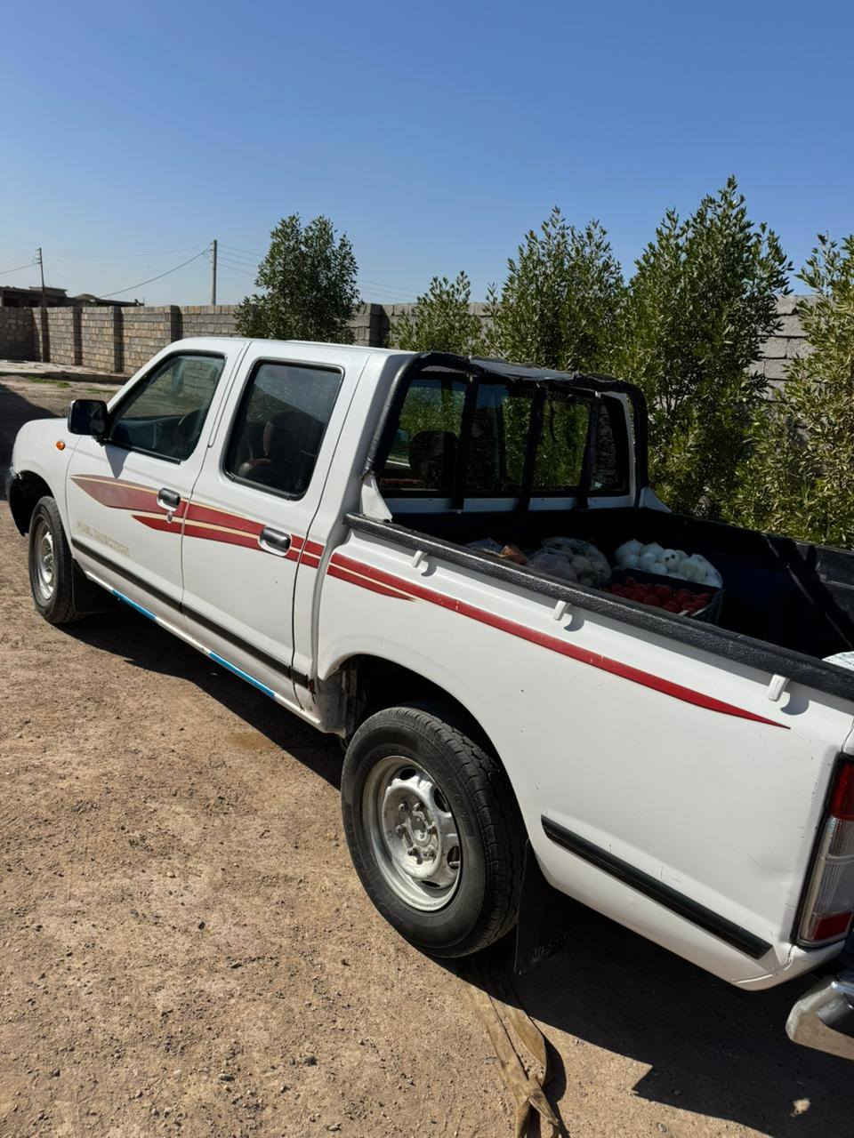 رقم أربيل السنويه 2028
محرك جديد
مابيه بس بنيد مصبوغ وبيه شبر يم قبق البانزين مثل ماموضح بالصوره
سياره نضيفه كلش رونين وارد ياباني
تبريد ثلج سياره نضافه خير من الله
باسمي السعر 118 المكان الانبار الفلوجه 
الهاتف ***********
***********
