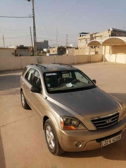 🚗 للبيع او مراوسه مع كامري او سوناتا 2009
و سيارات آخره حسب القناعة 

كيا سورينتو موديل 2007 

جيب صندل كوري، واسع ومضمون

 سعره 110 بيها مجال الطيبين 

✅ التفاصيل:

الموديل: 2007

كفاله عامه من ضرار وصبغ

يعني سياره لا ضربه بيها و لا صبغ 

المكينة مال كصه جديد شرط كوري 

بنزين V6 (3.5L) أو رباعي (2.4L) – نظيفة وقوية

كير : أوتوماتيك سلس

الدبل: دفع رباعي مع نظام AWD

الداخلية: شركه ، نظافة مرتبّة

تبريد وتدفيه شرط 

الإطارات: جديدة

وكالة او تحويل شرط 

الأنظمة: صوت CD + USB، حساسات، كنترول – 

 المميزات:

SUV واسعة للعائلة، قوي وعملي

مكينة V6/2.4 اقتصادية نسبياً.. 

تواصل مع الرقم الهاتف

***********

***********

ومع تحياتي للجميع...
