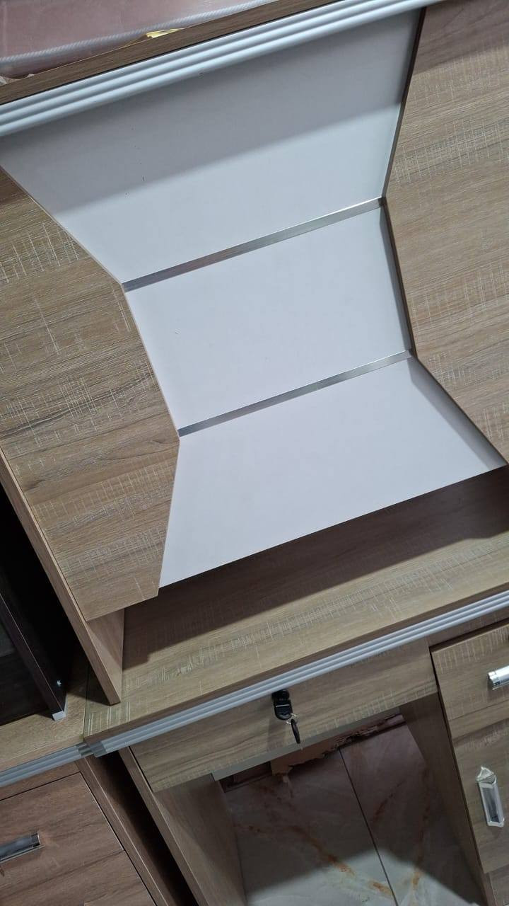 ميز مكتبي جديد
جميع قياس
المكان الرفاعي يم افران أبو أمير النجفي ***********
***********
محل قاسم
