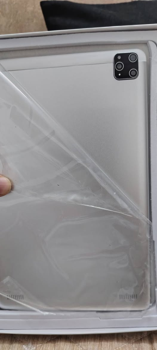 تاب طلع بDHL حجم 10 جديد غير مستخدم
أندرويد 11
ذاكرة 256
الرام 8
البطاريه 8500
كل المواصفات موضحه بالصور
السعر 50 الف والتوصيل مجاني


**إذا كنت صاحب هذا الإعلان وتريد حذفه لأي سبب، رجاءا أرسل رسالة إلى الدعم الفني**