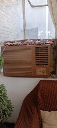 مكيف للبيع شغال ومطور بلاد بي ليك تبريده ثلج تركته وصار بي ليك 0783078...