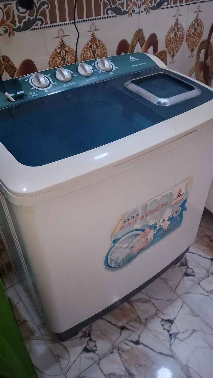 العنوان الحيانيه موسى الكاضم قرب حسينيه الحوراء رقم الهاتف ***********  بي واساب البصرة, العراق
