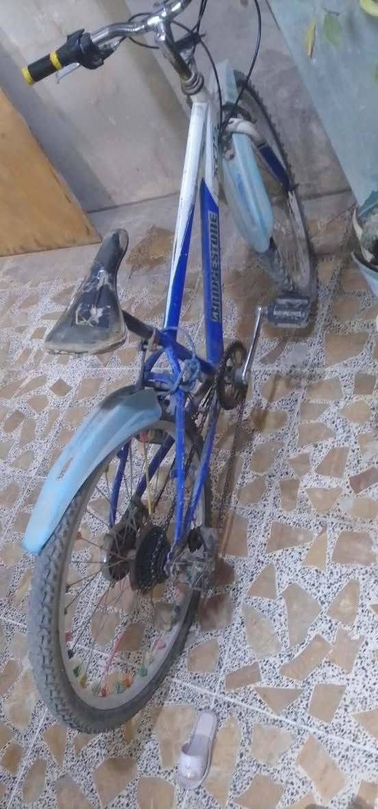 بايسكل للبيع شغال تايرات جديده كير 7نمرات سعر 50وبي مجال


**إذا كنت صاحب هذا الإعلان وتريد حذفه لأي سبب، رجاءا أرسل رسالة إلى الدعم الفني**