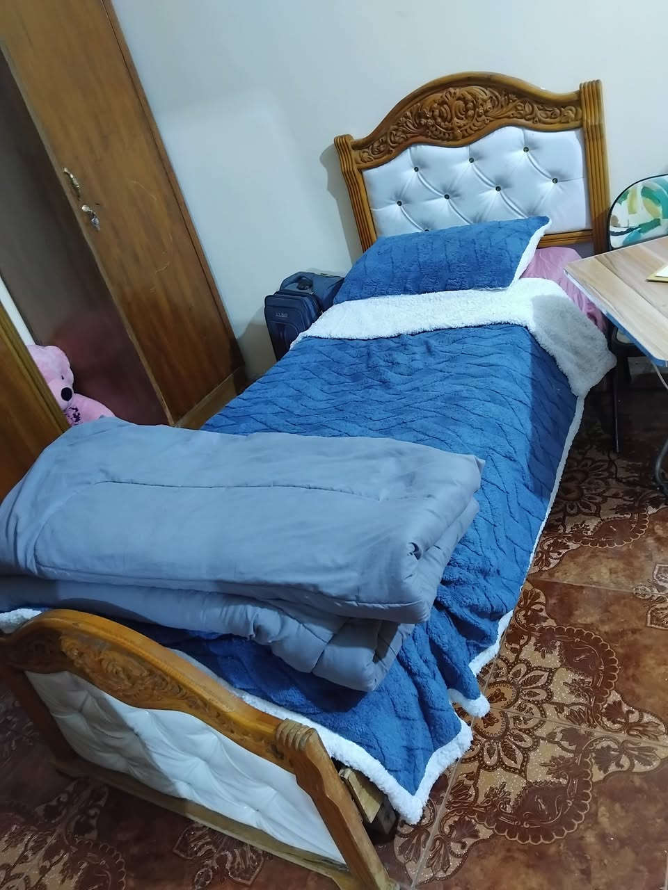 مرحبا غراض بيت للبيع كلمن وسعرة جدد ونضيفات بالحرية..


**إذا كنت صاحب هذا الإعلان وتريد حذفه لأي سبب، رجاءا أرسل رسالة إلى الدعم الفني**