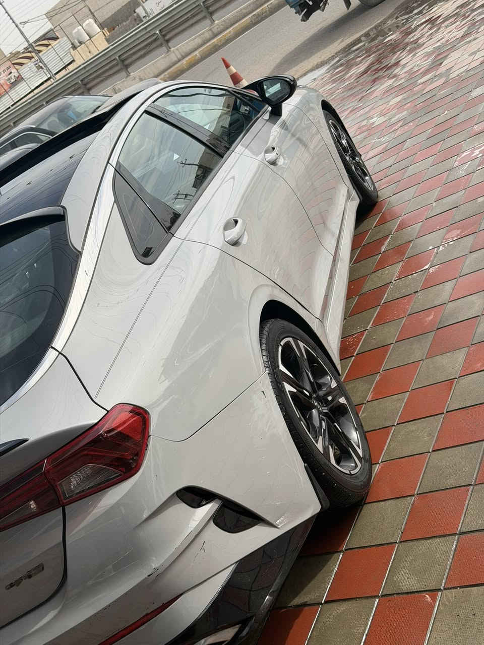 السلام عليكم
اخوان
كي فايف
موديل 2021
جي تي لاين فول سياره
مكفوله مكانات بارد اربعه موجود سًونار
رقم شمالي اربيل تحويل
السعر 175 بيها مجال
*********** زيد الجبوري
