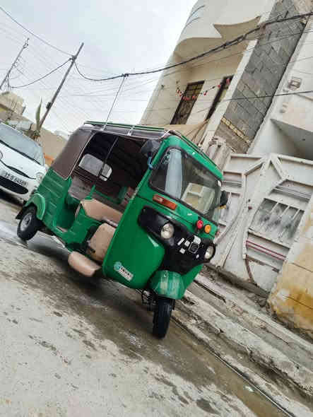 سلام عليكم لبيع تكتك موديل 20مرقم بغداد 
لتكتك خير من الله تخم تاير جديد مكينه 
كهربايئات كلهة شغاله لسعر 7 ونص وبيهة مجال 
رقم لهاتف *********** ابيع بدون سيبايه
