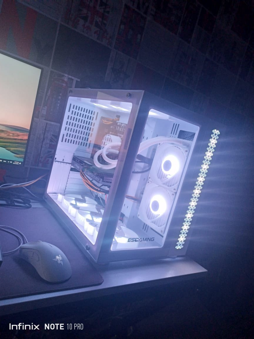 🧠 CPU: 12th i5-12400F
 
🎮 GPU: NVIDIA GeForce RTX 3060
 
💾 RAM: 2*8 16 GB 3200 MHz DDR4
 
💽 DISK: 1 TB HDD , 512 GB SSD
 
🧱 MOTHERBOARD: ASUS PRIME H610M-K D4


**إذا كنت صاحب هذا الإعلان وتريد حذفه لأي سبب، رجاءا أرسل رسالة إلى الدعم الفني**