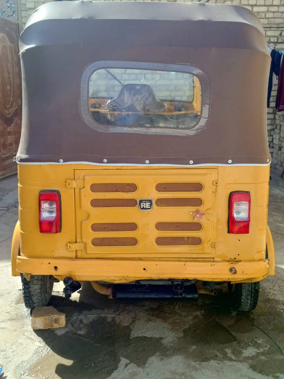 سلام عليكم اقره منشور اله تخابر تكتك لبيع موديل 17وراق صولي محرك خير من الله مصبوغة  جماليه مكاني بابل الحمزة الغربي السعر 3800بيهه مجال ***********
