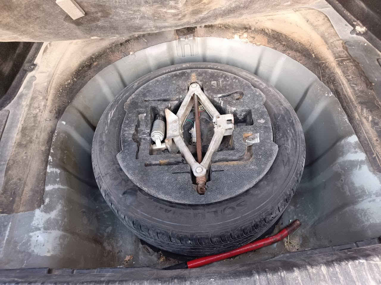 للبيع هيونداي ازيرا 2009 وارد كوري مكينه 2700 v6
فول مواصفات عده الفتحه بيه صبغ قطعتين بنيد و الجاملغ شواصي مكفوله بيه طخه خفيفه بل جاملغ عكس السايق كهربائيات السياره شغاله السياره معروضه 89 ورقه وعليه غرامه 900 دولار بل نجف توكع من السعر رقم اربيل مكان السياره النجف شارع المطار للاستفسار ***********
