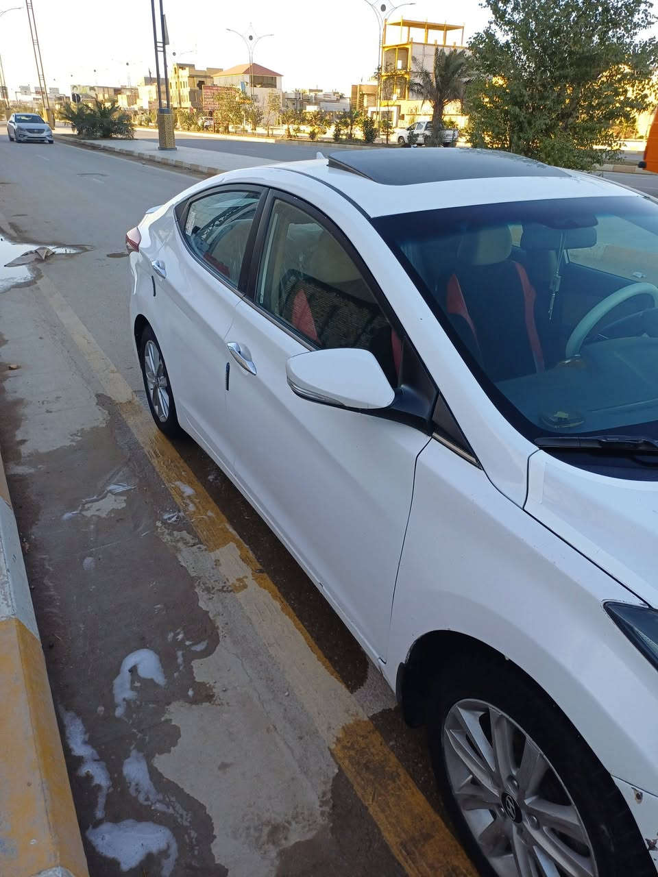 النتره مديل 15 خليجي مكبنه ١٨٠٠ فول مواصفات ماعده البصمه بيه جاملغ الأيمن امبدل بدون دواخل ونهايت الدوسه عنوان ناصريه ***********
