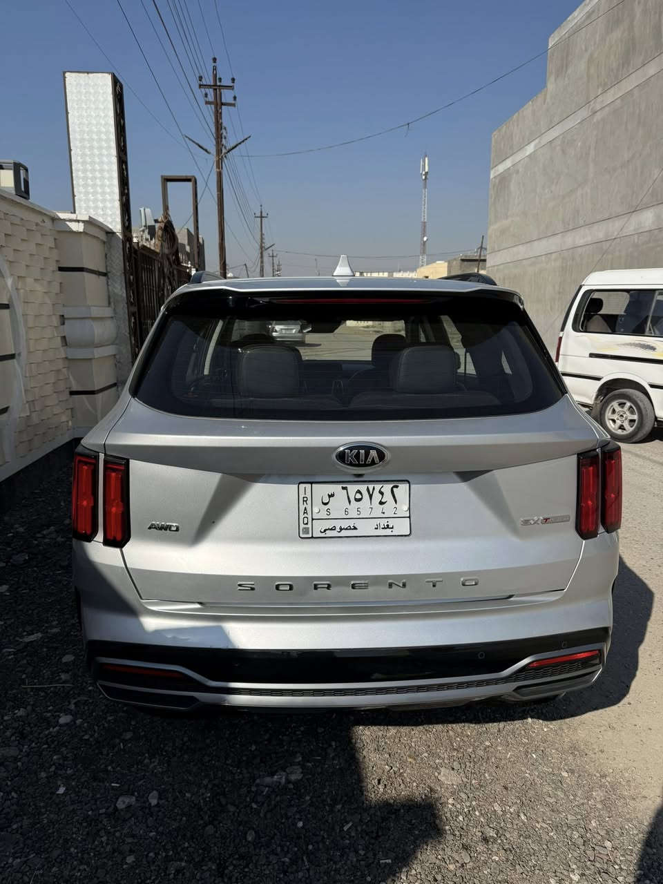 سورنتوا2021  بـ اسمي رقم بغداد sxe فول مواصفات كشن منفصل
4 سلندر 2.500 توربو 290 حصان 

المواصفات 🔰

فور ويل + بنوراما + بصمه 

تشغيل عن بعد + جلد تدفئه كشنات 

رادار  + مراقبه مسار + نقطه عمياء 

 شاحن واير ليس + كشنات كهرباء 

كشنات منفصل سياحي + بجم لد وزنون 

صندوك كهرباء + كار بلي 

هانديريك بصمه + مود درايف + AUTO HOLD

دخول ذكي + تبريد قطعتين

نظام auto start stop 

( اطفاء المحرك عند الوقوف المؤقت لتقليل الصرف  )

وهوايه مواصفات بيها بعد 

🔻 الحادث 🔻

موضح بالصور بدون صبخ جالمغ نفس لون  وبيه بارد ماصلح 

ماشيه 40الف

رقم الهاتف غير متواجد ع الفيس ***********

مكان السياره / بغداد الزعفرانيه
السعر 250
