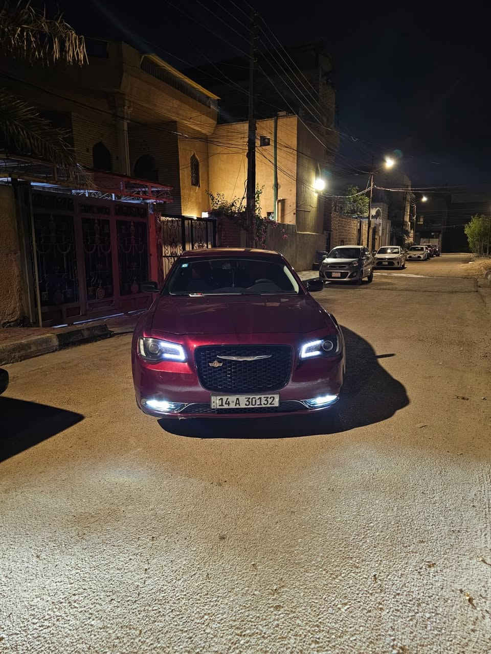 السلام عليكم مكلف بالنشر 
اوباما كلايسر c بلاك توب موديل 2019حادثها بسيط جداً بدون تبديل بدون صبغ بدون دواخل فقط بارد بالبنيد الباقي كفالة داخل جلد عداد المسافة 116 ميل رقم بصرة بأسم صاحب السيارة تحويل ثاني يوم السيارة جاهزة من كلشي خير من الله مال جناي رقم صاحب السيارة *********** السعر ٢٥٠ وبيها مجال مكان السيارة البصرة الجنينة
