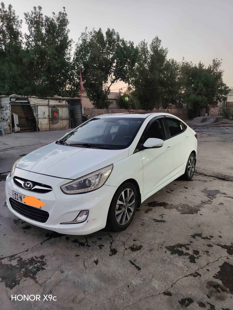 اکسنت 2016 فول موصفات بلو
فتحه
شاشه
ويل جبير
بجم لد وعدسه
بكلايت لد
فول موصفات للاخير كشنات جدید مالشركة
داخل جدید سیاره تاخذه ربع متصرف
عليه
تايرات تخم جدید صدر جدید سیاره احلى من الصور السياره بيها بنيد مبدل يعني قطعه وحده كير مكينه بلاديات و مكفولات تبريد ثلج بصمتين وياهه
مكان زعفرانية 110 وبيه مجال
هزه و سنويه جدد 
***********
غير متواجد عل فيس
