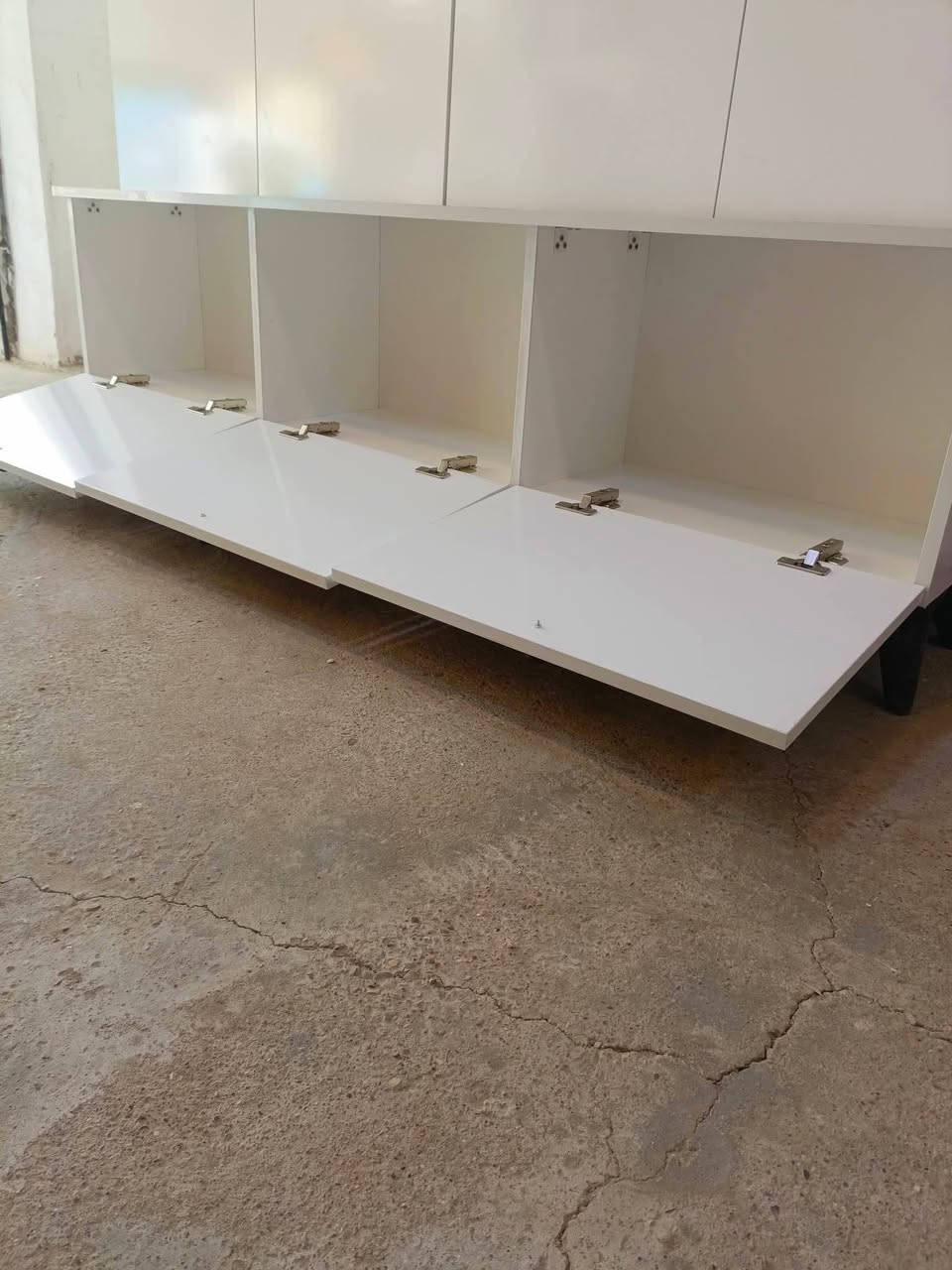 ميزه نجاره تركي
مع جزامه العنوان كوت 
المشروع السعر كملن 
وقياس مع التوصيل 
مجاني ‏‪***********‬‏
