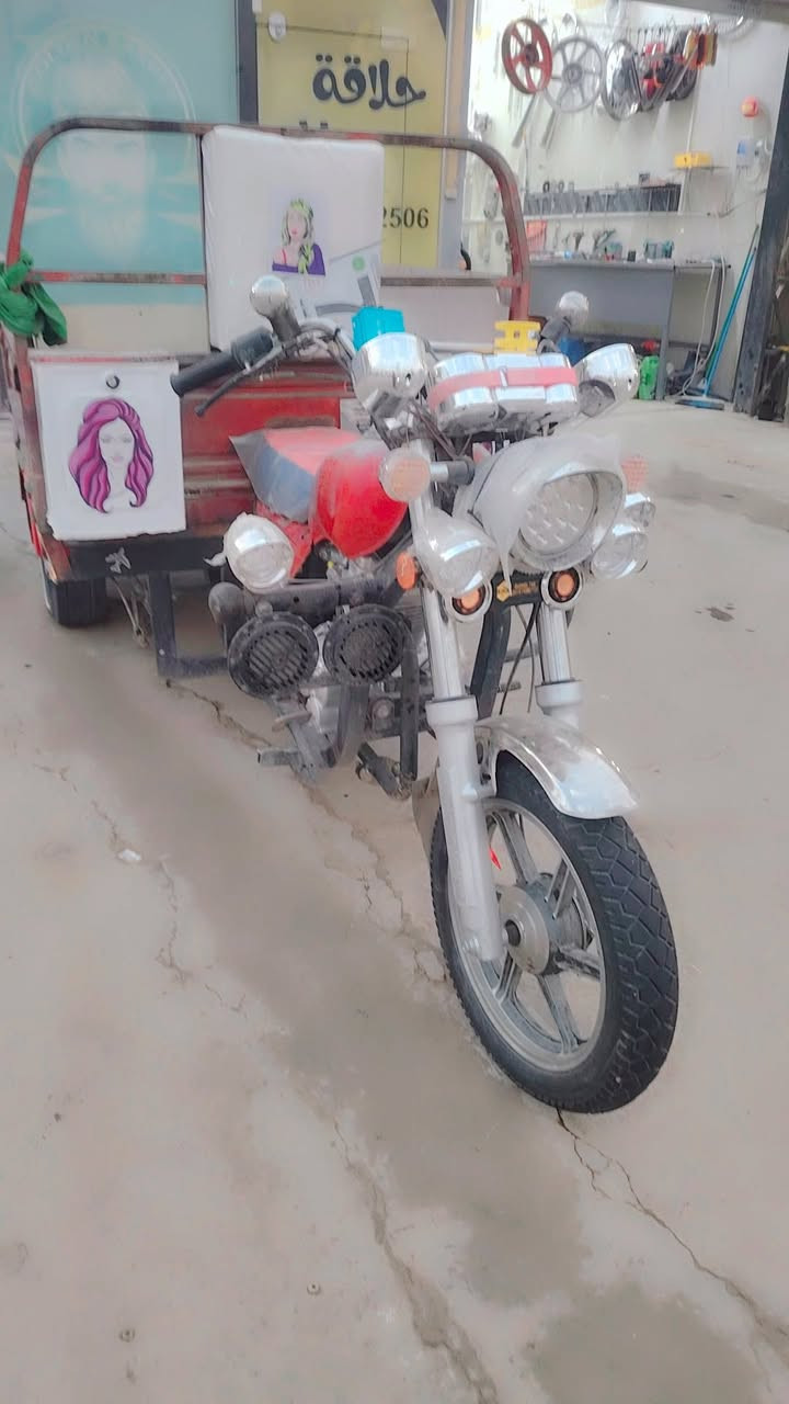 السلام عليكم ستوته موديل 14 اوراق اصولي الستوته كلها 25 ماكينه 25 صار خمس ايام مشديتها الستوته مال بلال كربلائيه بها ورقتين مال مكتب حسين الستوته برغ ما عايزه كلها 25 مكاني بابل مستعجل على البيع اي استفسار راح اخلي لك رقم الهاتف بي واتساب***********
