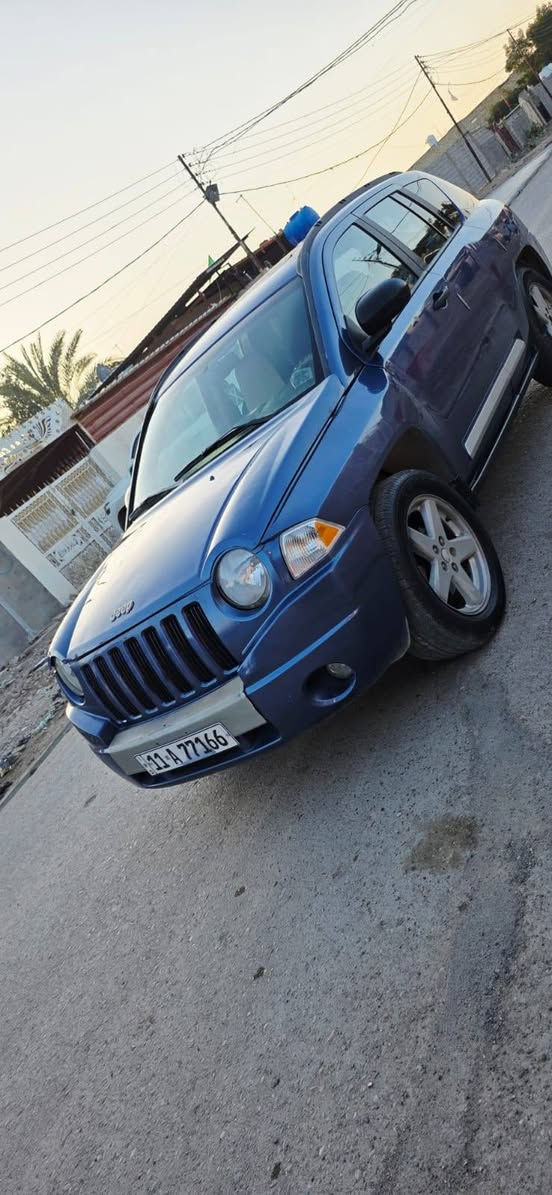 جيب  كومبارص  2008 ،،،،،،***********
رقم نكليزي بغداد مشروع وطني بأسمي 
وارد امريكي ضرر جدا بصيط 
جاملغ  امامي بدون دواخل
سنويه جديده بسمي
كير ومكينه مكفولات
 4,سلندر حجم 2400
تخم تاير نضيف 
فتحه سلايت روف
صبغ حزام جماليه بدون ضرار
مكاني بغداد مدينه الصدر سعر 68
رقم *********** بغداد, العراق
