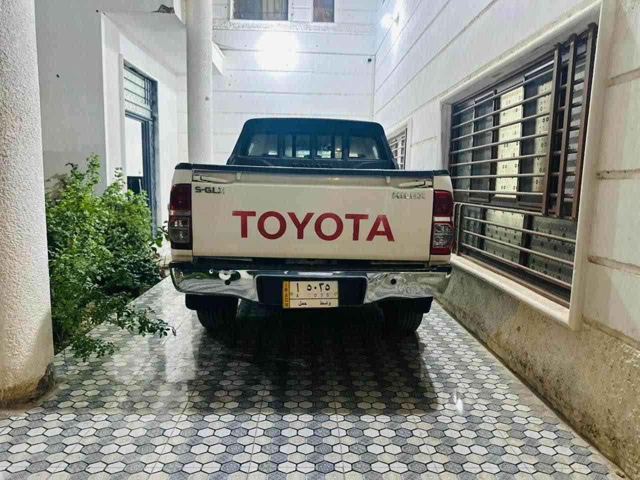 السلام عليكم تويوتا هايلوكس سعودي فول موديل 2013 كفاله ناطقه ام الدعاء جربه ماء بلادي مال كشتات
فور ويل كير اوتماتيك 
السعر (218$) وبيها مجال
***********
***********
السياره جاهزه ما ناقصه اي شي النجف, العراق
