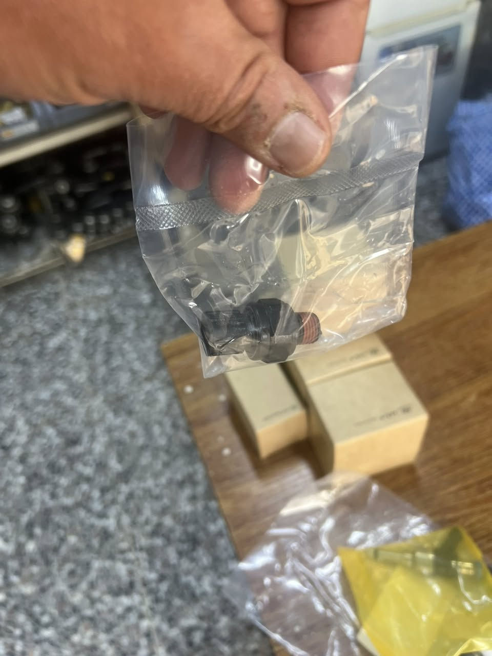 محلات طارق الساعدي***********
