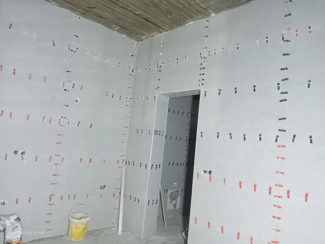 السلام.عليكم كادر سوري نشتغل سيراميك شغل درجه اوله.متفرغين حالين. البصره‪0775 768 4862
