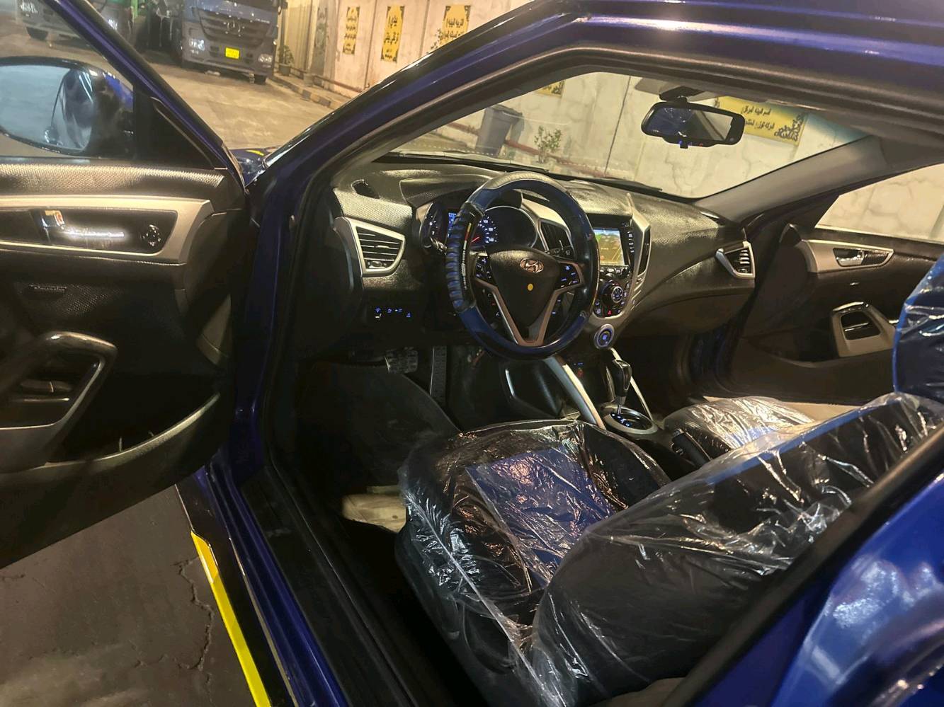 سلام عليكم سياره فوليستر للبيع بغداد باسمي تحويل مباشر  كشنات سبورت تحكمات ستيرن ابع جهات كروز سرعة حواجب لد بالمازدات--بلوجكترات زنون اصلي لايت زنون اصلي باتري جديد كوري ثلاث انضمه قياده(سبورت- ايكو- عادي) اي بي اس مانع انزلاق سستم حساس خلفي صوت بلادي اقتصادية بشكل بانوراما بصمة+بصمة ابواب السياره وارد امريكي  للستفسار *********** السعر 88ورقه