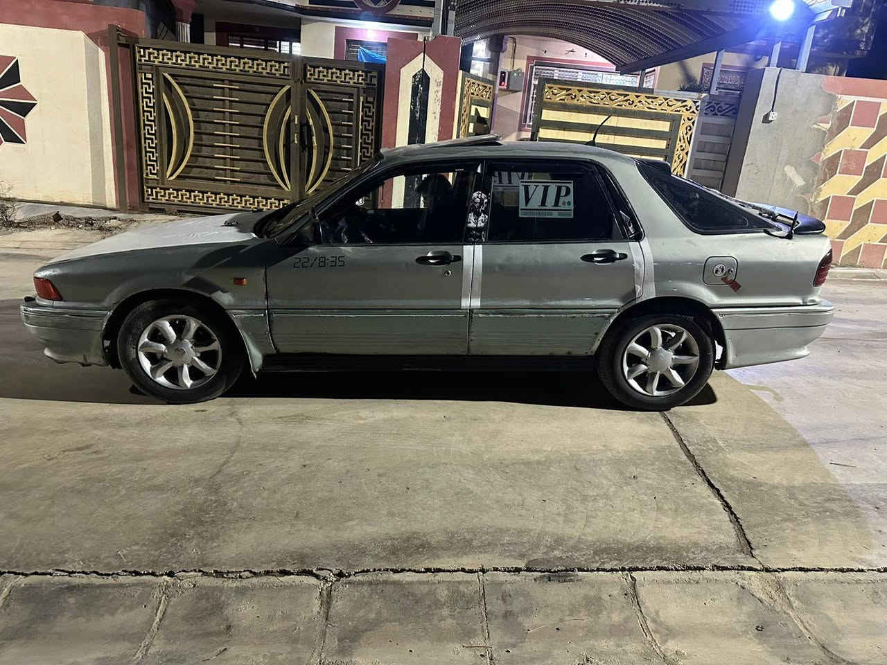 ميستبوشي كلنت موديل 1992 للبيع  تدفئة تبريد سنويه ل 30 كفالة محرك وكير داخل نظيف تريد تحويل او وكالة مابيها خياسات تخم تاير جديد
٤٥ وبيها مجال
***********
