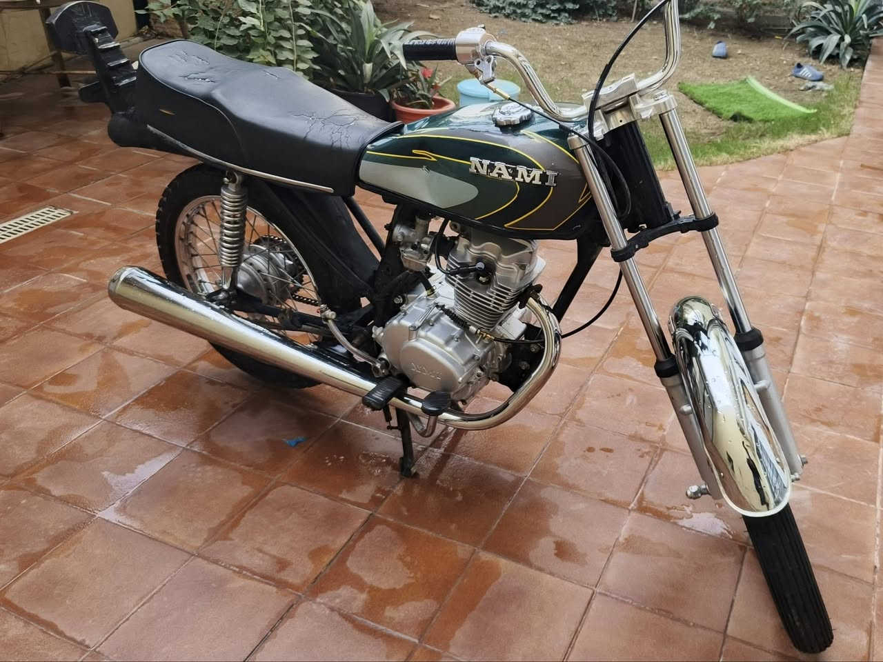 اربع كير كلك مديل لو 22 لو 23 محرك شلامجه مجفت ، جفتته يوم 2025/12/13 ، شلعته تشگ الكاع ( كلاجات انتنس 4 براغي ) ، بيه ضربات بالتانكي بس ما مأثر على التانكي ، سعر 365 الف  متواجد ماسنجر و على الخط ***********
