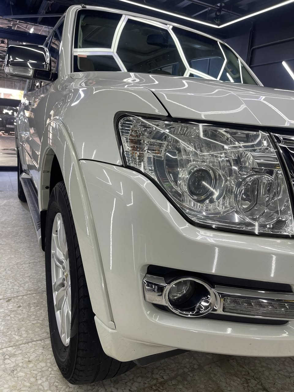 🔴⚡️ارخص باجيرو بالسوك 🔴⚡️⬇️
باجيرو موديل ٢٠١٩ اربيل🔻⬇️

مكفولة كفالة عامة من الصبغ والبارد والضرر 
كير محرك كهرباء ع وضع الشركة فقط كم رصعه بلقمارة ⚡️
مواصفات فول ( فتحة حساسات شاشة كبيرة اشاير بلمري والمري كهرباء شفط فول تحكم علامة ذهبية وكشنات راس الارنب وباقي المواصفات معروفة ) 

مكان  السيارة بغداد 
تحويل ثاني يوم
للاستفسار  ***********
