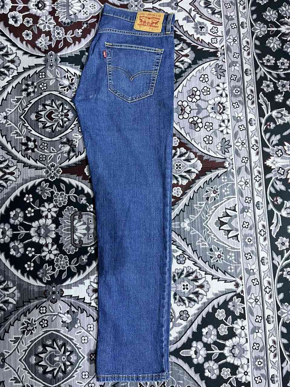 �  دفعة ملابس أوربية (بالة) وصلت حديثاً 🔥
إذا تدور ستايل شبابي وماركات عالمية بسعر مناسب، هسه فرصتك ✨

متوفر:
👕 تيشرتات ماركات
👖 بناطير جينز شبابية
 بناطير قماش 
 قمصان👔
 العنوان :العمايرة/الشارع العام


**إذا كنت صاحب هذا الإعلان وتريد حذفه لأي سبب، رجاءا أرسل رسالة إلى الدعم الفني**