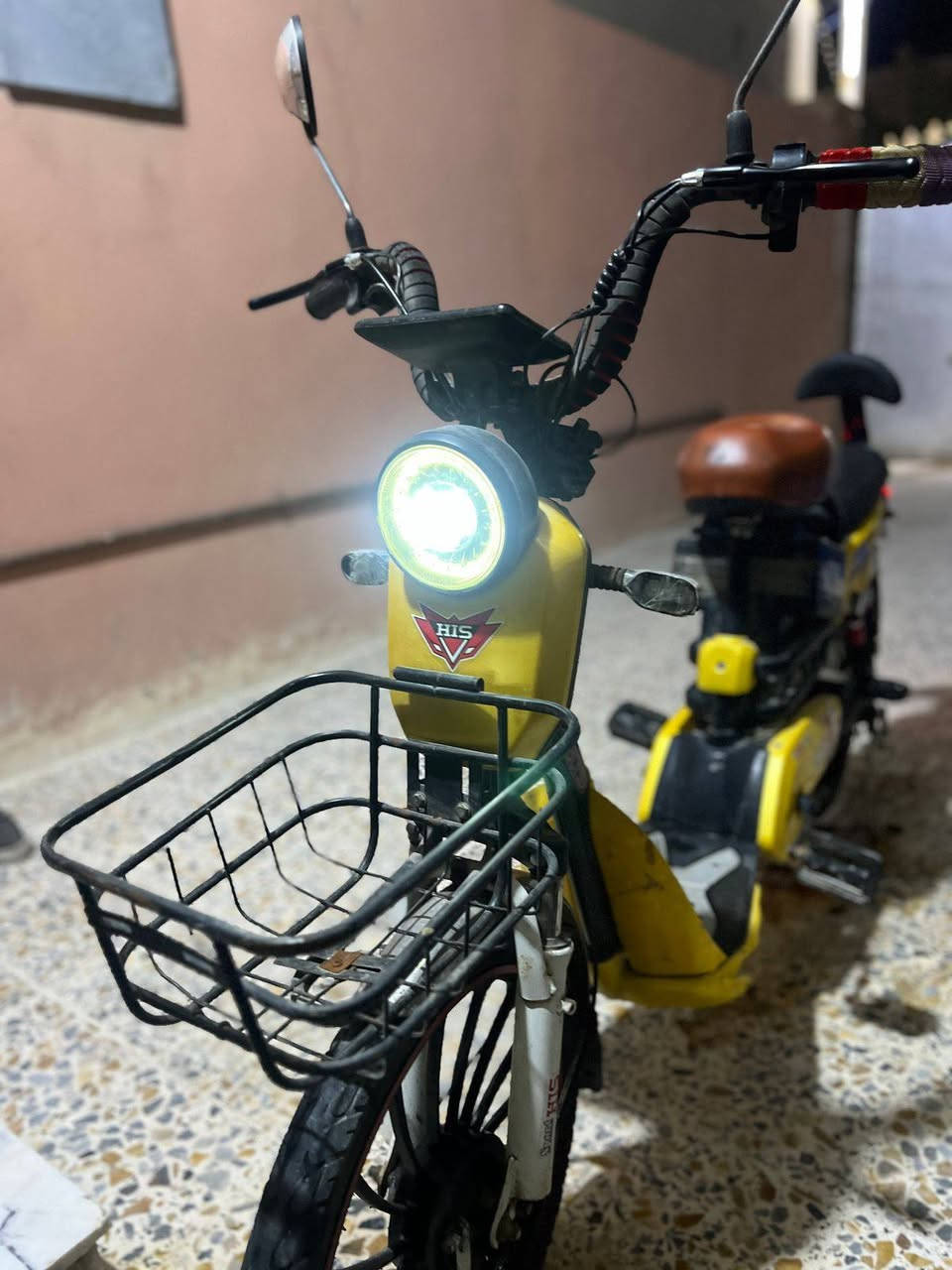 سلام عليكم
ماطور HIS 2023 بعده جديد البطاريات جديده ع فحص
السعر 250 وبي مجال
للاتصال/*********** موجود واتساب و رصيد
