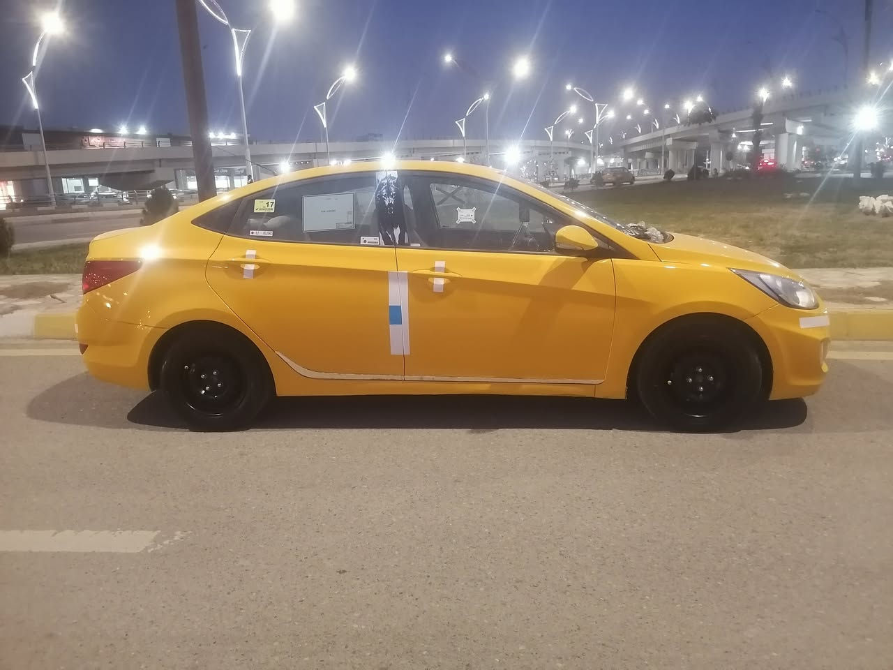 اكسنت خليجي موديل 2012 محرك 16 دوش قطرتين سياره بدون ضرر كله على البلاد هزه جديد  لوحات انجليزيه مصفره هيئه وغرامات سياره باسمي شرط التحويل ما متواصل على انترنت مكان كركوك حي العسكري الشراي يخابر ***********
