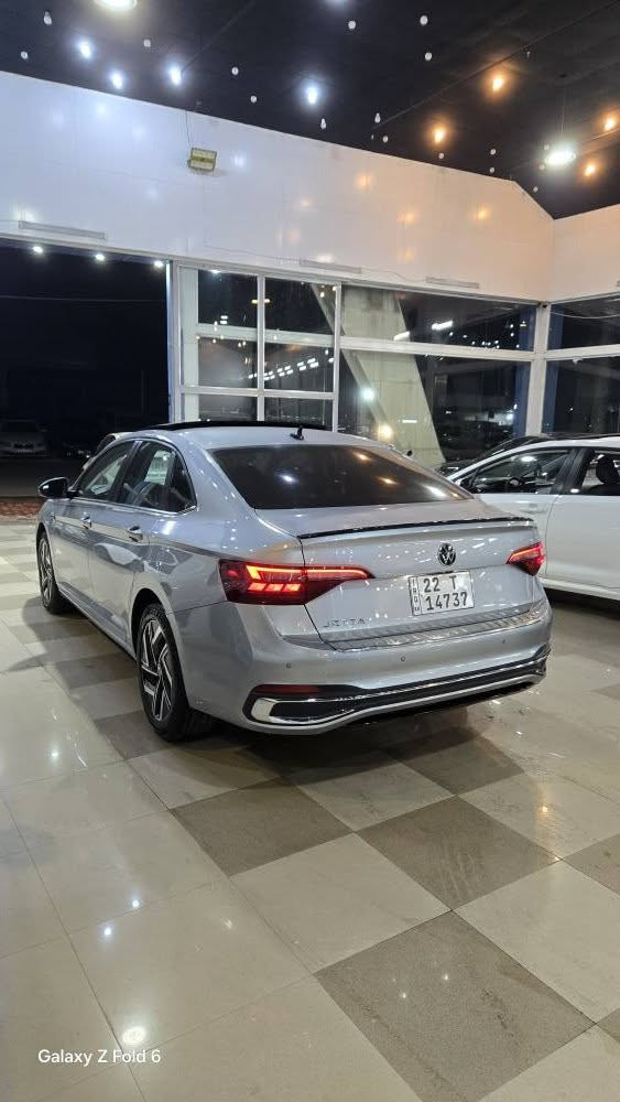 فولكس واكن جيتا SEL Premium 2023 
السيارة فول فول مواصفات 
حادث السيارة فقط البنيد بدون دواخل ايرباك ستيرن راجع بلادي 
ماشية 55 mil 
0750 899 2970 
0750 732 3917 
...
..
.mm
M أربيل, العراق
