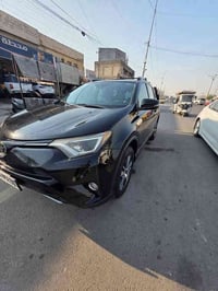 راف فور 2018 وارد امريكي  فول موصفات xle   مواصفات بصمه فتحه سقف حساسا...