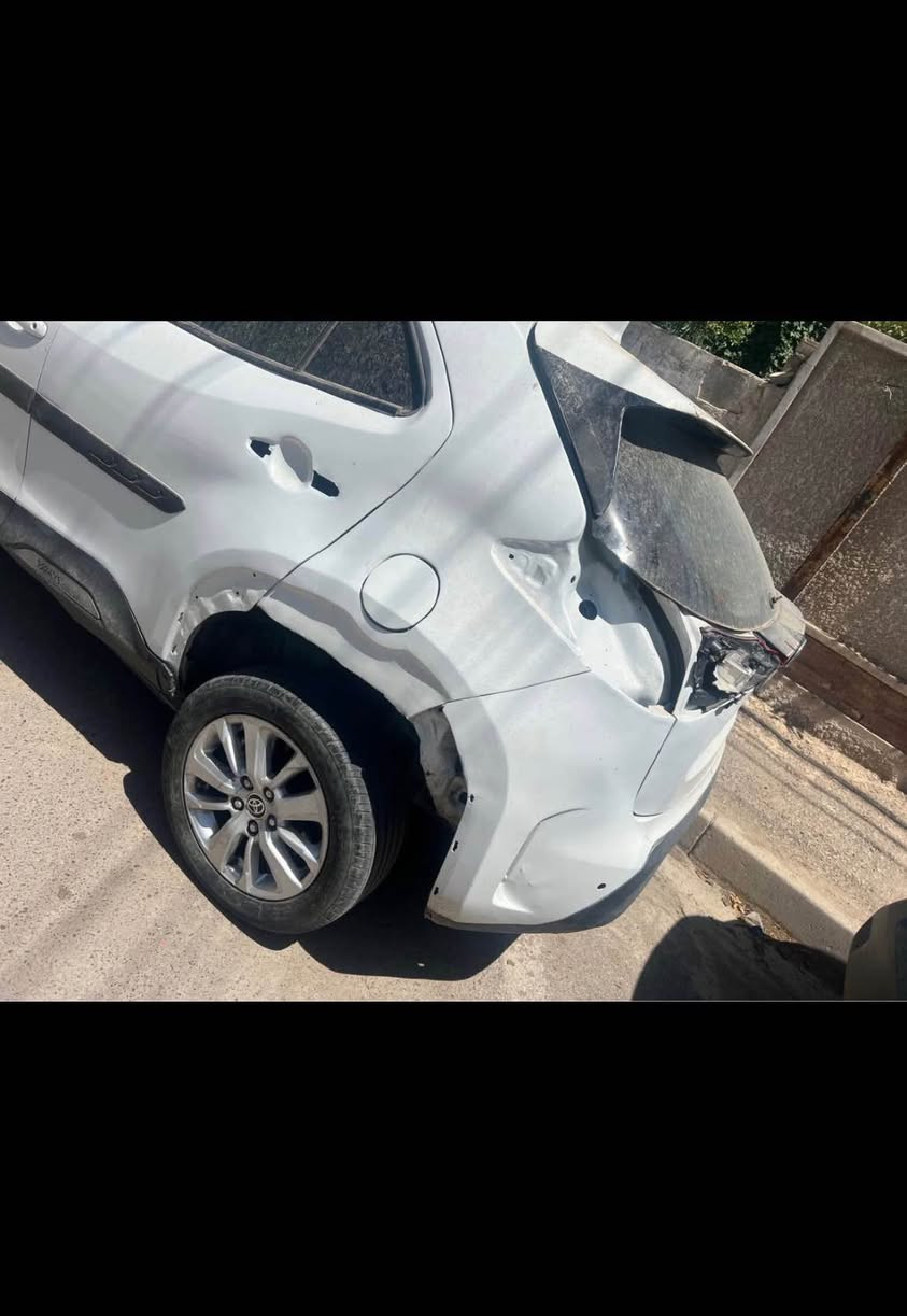 سلام عليكم سياره تويوتا يارس كروس 
هايبرد
موديل 2023
المحرك 1500
ماشيه 25,000  
رقم بغداد  تحول ثاني يوم
فول موصفات عده الفتحه 
شاشه 
بصمه 
تحكمات جيهتين 
رادار أمامي 
تحديد مسار
سايد بريك بصمه 
مانع انزلاق
هواي بعد بيه مواصفات 

السعر : 120

*********** للاتصال بغداد, العراق
