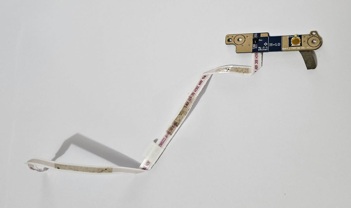 Ram 8gh ddr4 2666mhz شغال بشكل كامل
Thermal arctic mx-6 
 مامستخدم غير قليل كلش وبعده جديد وصل شراء موجود بالصور وتاريخة كذلك

Battery 56Wh for dell latitude 3500 شغال
وغراض ثانية مال لاب توب عندي عطلت الذربورد مالتها 
الغراض موجودة بالصور
**سعر الكلي لكل الغراض **شلع  بـ60 الف


**إذا كنت صاحب هذا الإعلان وتريد حذفه لأي سبب، رجاءا أرسل رسالة إلى الدعم الفني**