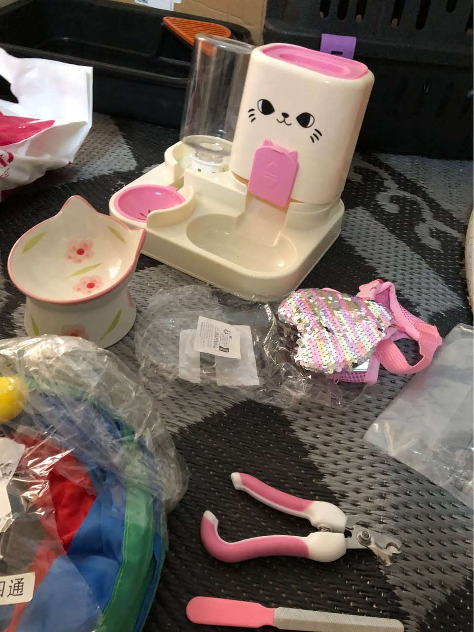 اشياء قطط جديدة كلها ٦٠ الف قفل
بوكس نقل
لتر بوكس 
كيس رمل كبير اصلي ١٠ لتر
درج اصلي امزون يصير مخزن
جهاز اكل و مي وردي
ماعون زجاجي وردي
منام فرو
مقص اضافر 
حبل ربط وردي أربيل, العراق


**إذا كنت صاحب هذا الإعلان وتريد حذفه لأي سبب، رجاءا أرسل رسالة إلى الدعم الفني**