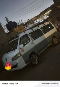 موديل ٢٠١٢ • رقم أحمر • نجف