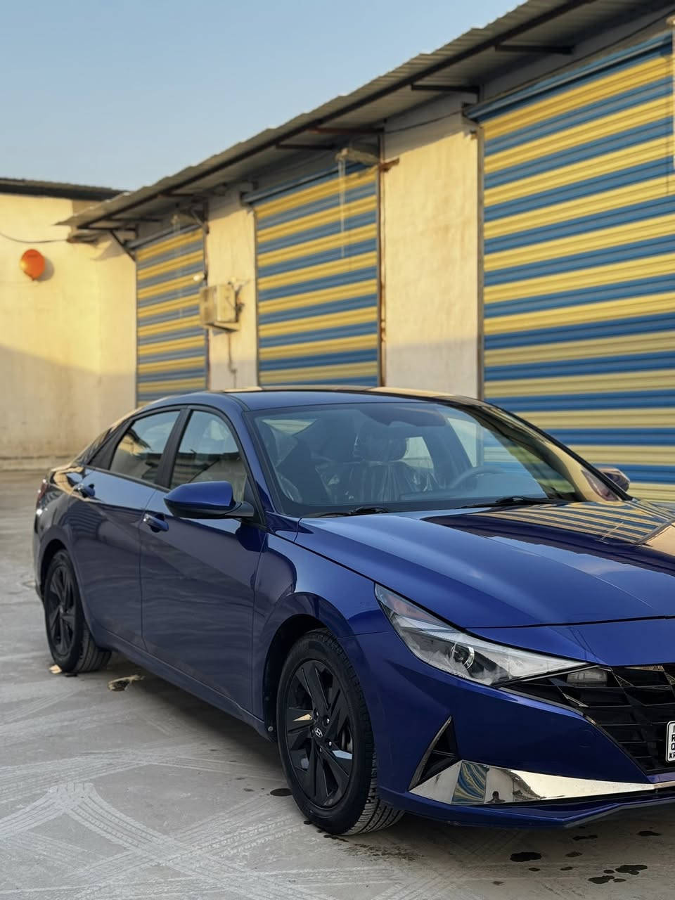 النترا 2023 ماشية 18 الف حادث جداً بسيط وسطحي
جاملغ وحافة الباب بدون دواخل بدون ايرباك
صور الحادث مرفقة

داخل السيارة رصاصي مطعم ب أسود
مكينة 2000 دوش 
بصمة تشغيل- بصمة ابواب- مانع انزلاق- رادار امامي- كامرة امامية- تحديد مسار- كامرة خلفية دوارة- تحكم ستيرن-
قيادة ذاتية- سيارة مدوشمة ارضيات وجنطة يعني جاهزة من كلشي
تحويل مباشر
مكاني الكاظمية (چكوك)
السعر 154
للاستفسار: ***********
